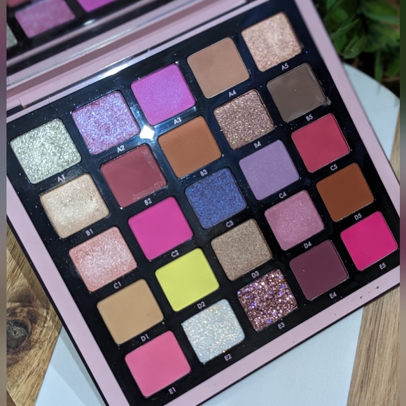 Anastasia Beverly Hills Other - Anastasia Norvina Pro Pigment Palette Vol. 4